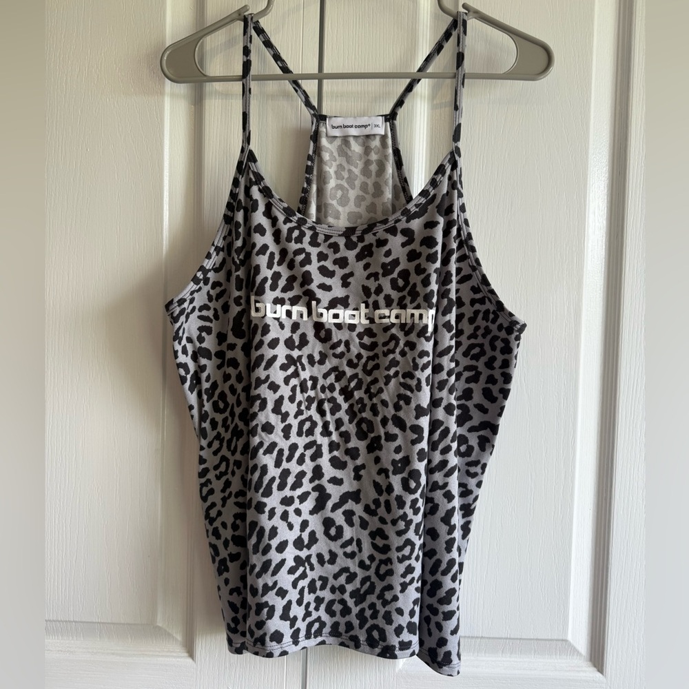 Burn boot camp Gray Leopard Print Women's Top